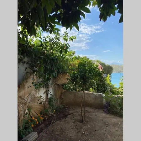Deniz Manzarali Sahil Kisminda Mustakil Bahceli1+1 * Fethiye